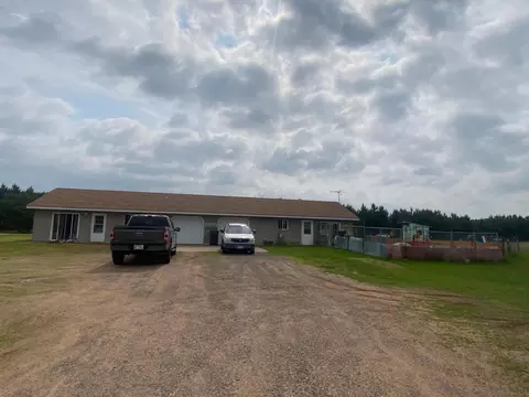 2886 E River Rd, Saint Croix Falls, WI 54024