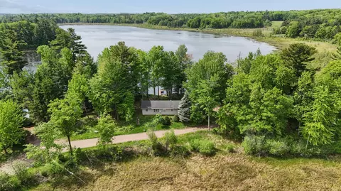 821 25 12 Ave, Cumberland, WI 54829