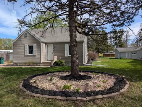 Exterior - 160 10th St, Tracy, MN 56175 photo 6 of 6