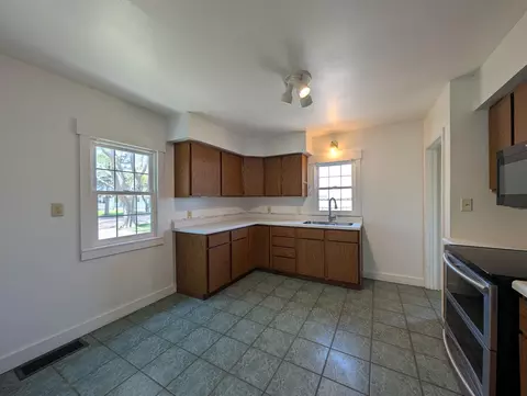 Kitchen - 160 10th St, Tracy, MN 56175 photo 1 of 4