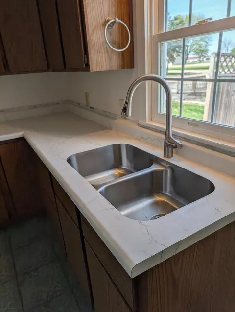 Kitchen - 160 10th St, Tracy, MN 56175 photo 2 of 4