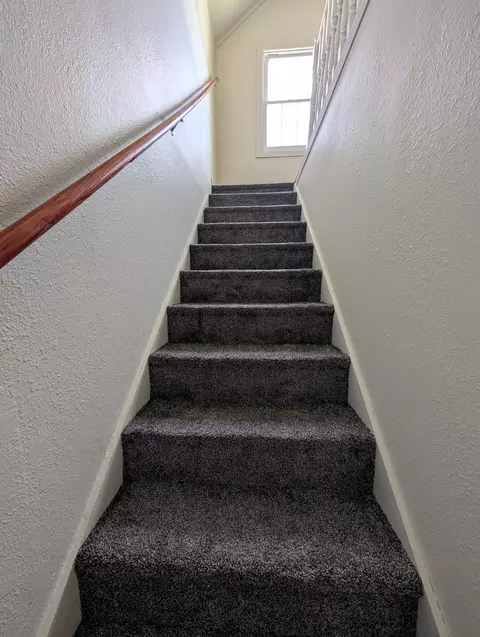 Entry Way - 160 10th St, Tracy, MN 56175 photo 1 of 1