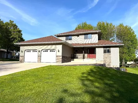 220 4th Ave NW, Lonsdale, MN 55046