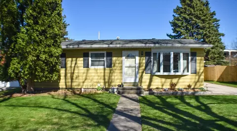 1410 19 12 St S, Moorhead, MN 56560