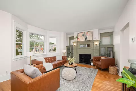 1836 Marshall Ave, Saint Paul, MN 55104
