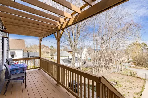 Exterior - 822 E 7th St, Duluth, MN 55805 photo 14 of 16