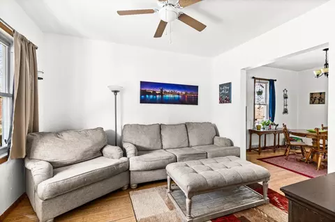 Living - 822 E 7th St, Duluth, MN 55805 photo 1 of 4