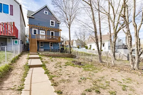 Exterior - 822 E 7th St, Duluth, MN 55805 photo 10 of 16