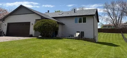 17025 Gannon Way W, Rosemount, MN 55068