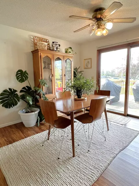 Dining - 720 4th Ave NW, Plainview, MN 55964 photo 2 of 3