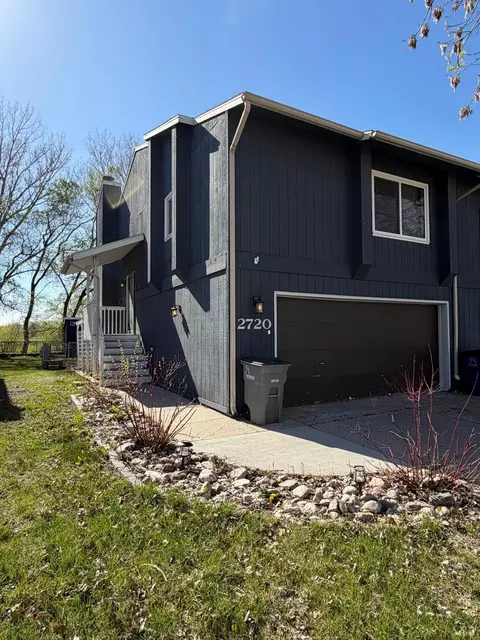 2720 26th Street Cir S, Moorhead, MN 56560