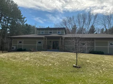 13683 47th St N, Stillwater, MN 55082