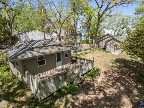 527 Marian St, Waterville, MN 56096