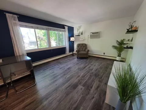 3237 15th Ave S #21, Minneapolis, MN 55407