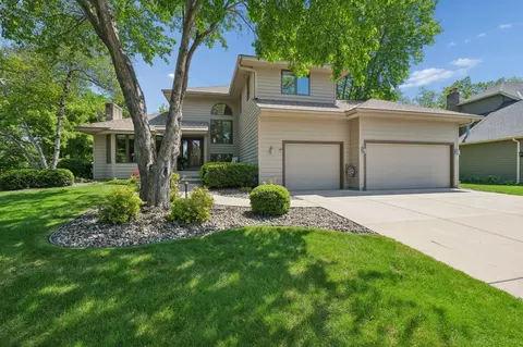10190 170th St W, Lakeville, MN 55044