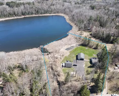 29366 Twin Lakes Dr, Bovey, MN 55709