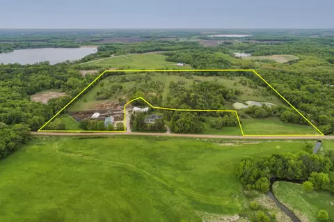 9586 170th St W, Kilkenny, MN 56052