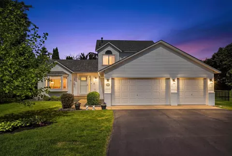 14281 Crofton Ct, Rosemount, MN 55068