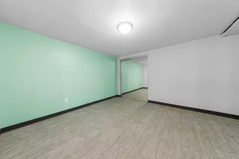 Bedroom - 1507 Babbitt Ct, Faribault, MN 55021 photo 7 of 8