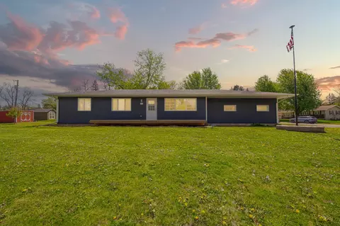 1507 Babbitt Ct, Faribault, MN 55021