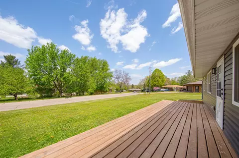 Exterior - 1507 Babbitt Ct, Faribault, MN 55021 photo 7 of 10