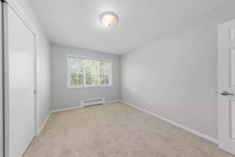Bedroom - 1507 Babbitt Ct, Faribault, MN 55021 photo 4 of 8