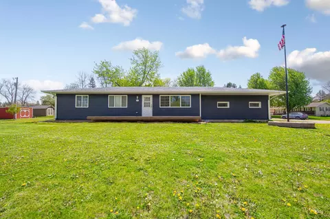 Exterior - 1507 Babbitt Ct, Faribault, MN 55021 photo 6 of 10