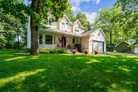 19402 Carson Cir NW, Elk River, MN 55330