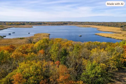 6167 Lake Dr, Prior Lake, MN 55372