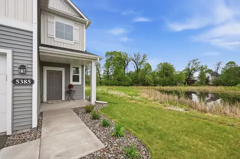 5385 161st St N, Hugo, MN 55038