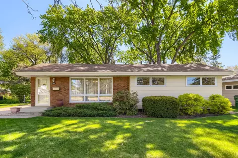 6575 Monroe St NE, Fridley, MN 55432