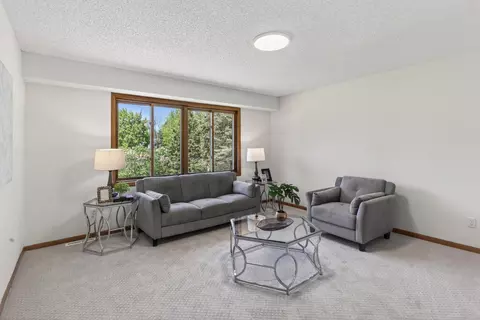 14322 Raven St NW, Andover, MN 55304