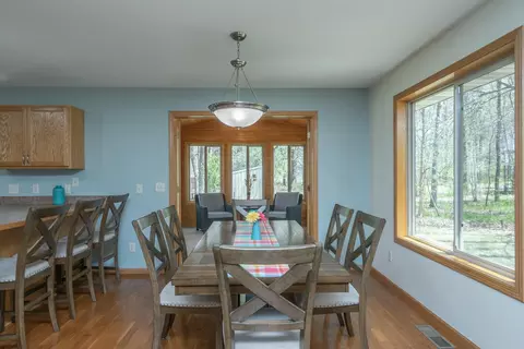 Dining - 8485 County Road 123, Brainerd, MN 56401 photo 3 of 6