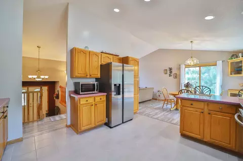 Kitchen - 14481 Northwoods Dr, Baxter, MN 56425 photo 2 of 2