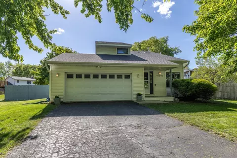 12910 Penn Ave S, Burnsville, MN 55337