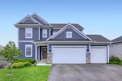 126 Maple Ter, Waconia, MN 55387
