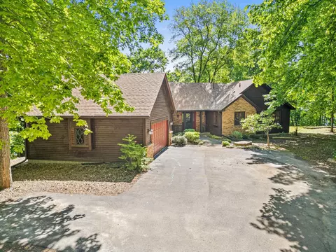 2595 86th Ct W, Northfield, MN 55057