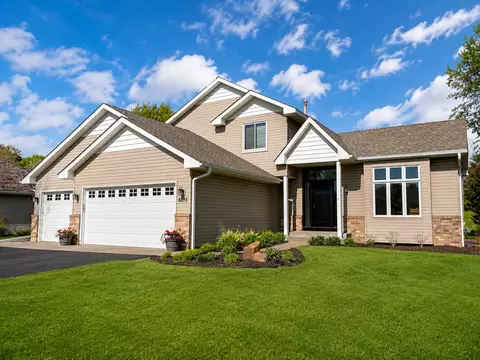 8375 Narcissus St, Victoria, MN 55386