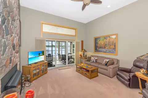 Living - 1393 E Pointe Dr #1393, Brainerd, MN 56401 photo 1 of 2