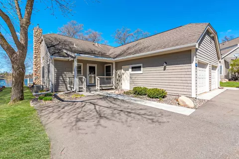 1393 E Pointe Dr #1393, Brainerd, MN 56401