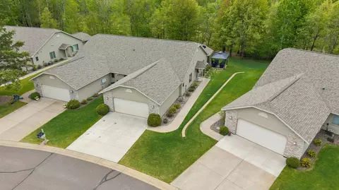 300 Deer Path #5, Osceola, WI 54020