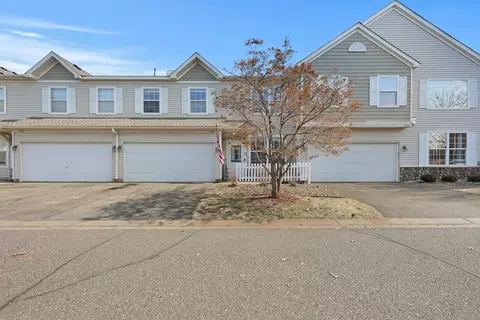 1884 Bluestem Ln #58, Shoreview, MN 55126