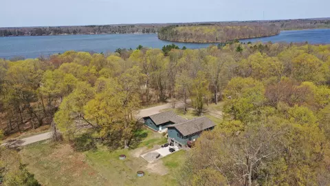 48470 197th Ave, Mcgregor, MN 55760