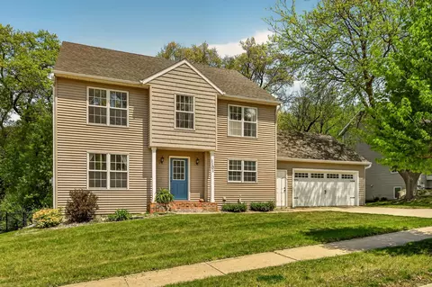 1101 Northway Ln NE, Rochester, MN 55906