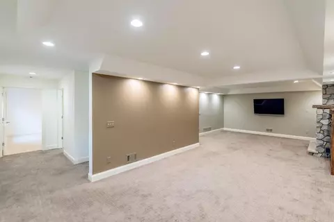 Living - 5606 Rush Lake Ct, Baxter, MN 56425 photo 3 of 4