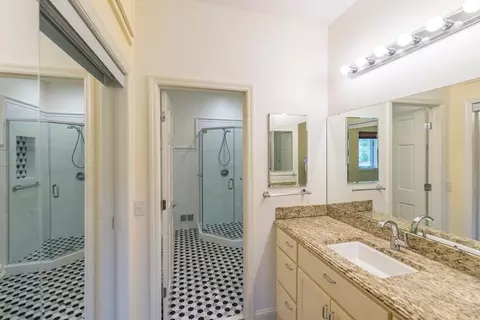 Bath - 5606 Rush Lake Ct, Baxter, MN 56425 photo 1 of 4