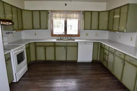Kitchen - 666 3rd St, Ocheyedan, IA 51354 photo 2 of 3