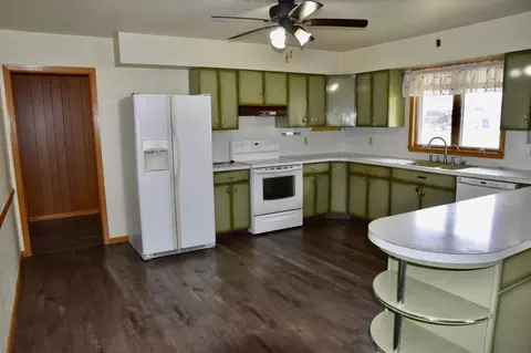 Kitchen - 666 3rd St, Ocheyedan, IA 51354 photo 3 of 3