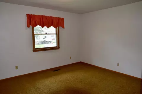 Bedroom - 666 3rd St, Ocheyedan, IA 51354 photo 3 of 6