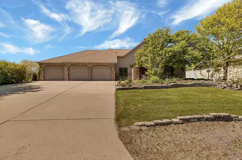 Exterior - 410 Sundown Dr, Avon, MN 56310 photo 2 of 21
